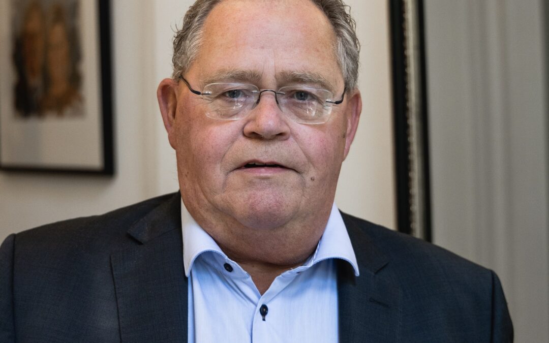 Lobbydrukte en onzekerheid in aanloop naar de verkiezingen